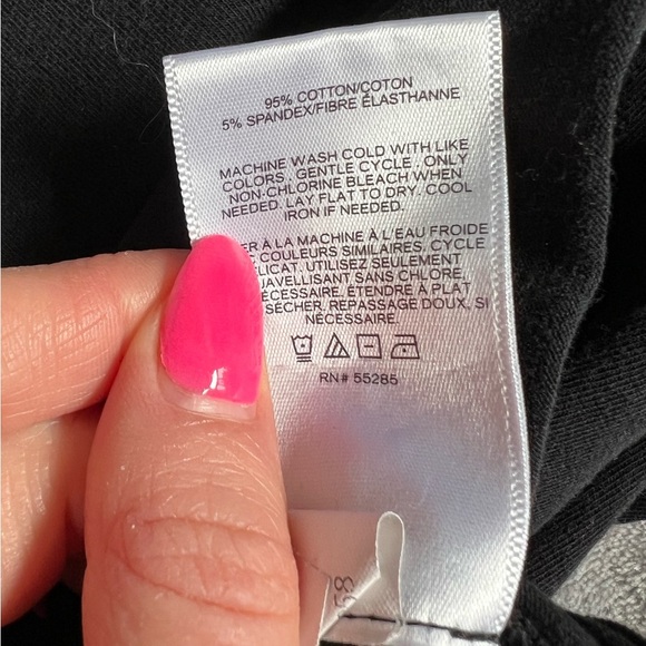 EXPRESS BLACK CROPPED TANK TOP WITH CRISS CROSS STRAPS SIZE XS - Picture 6 of 6